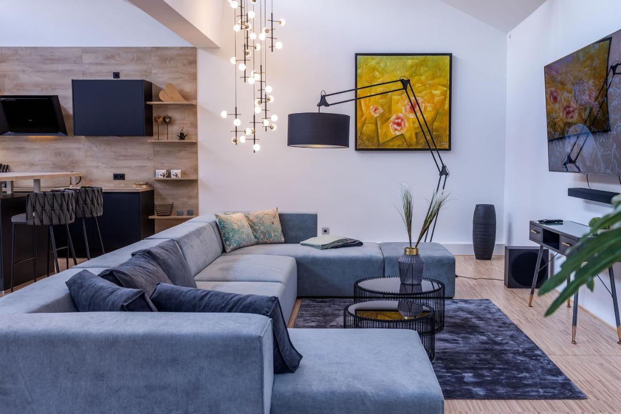 Luxus Wellness Loft - 245Qm - Designwohnen Im Zentrum Gutersloh Bagian luar foto
