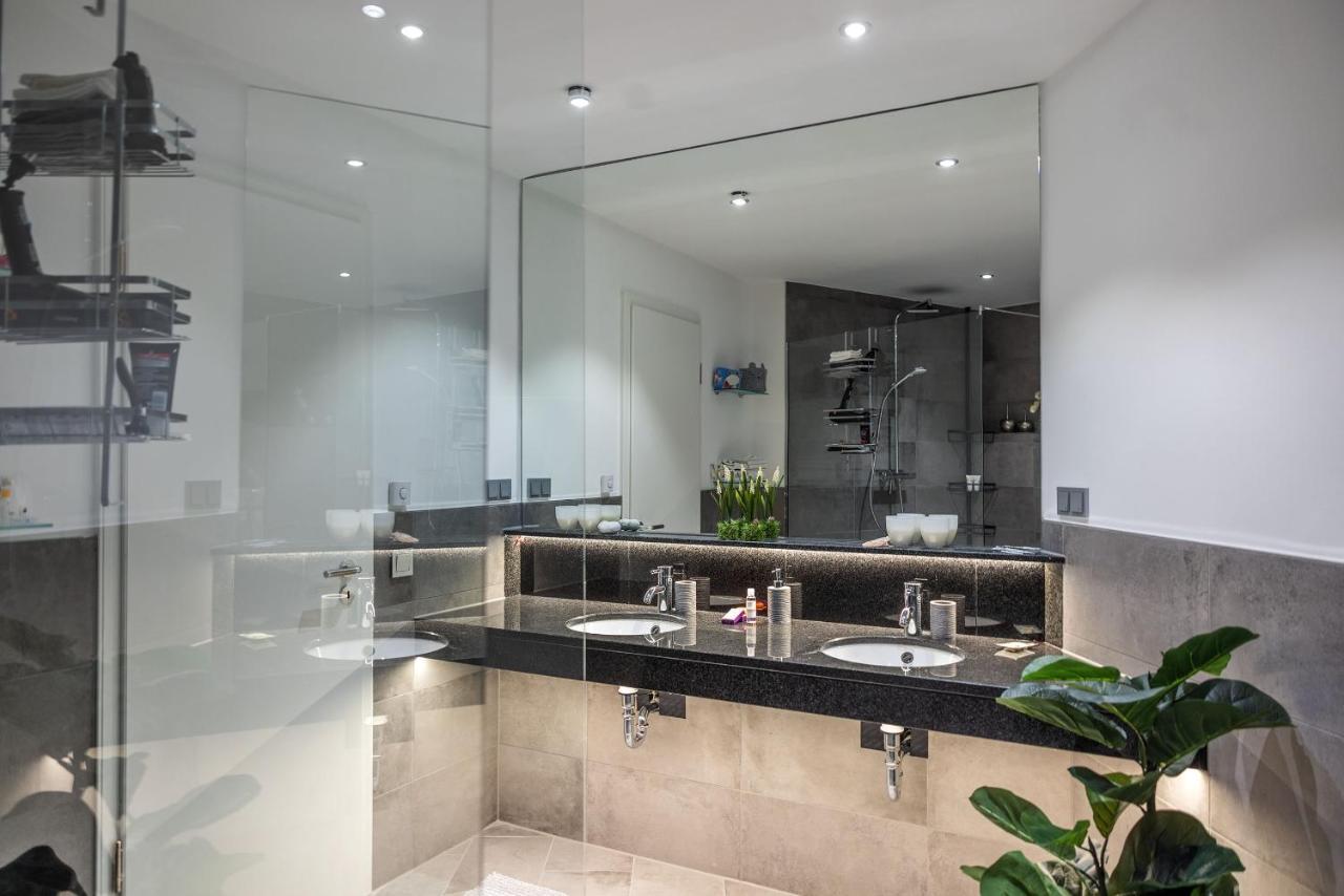 Luxus Wellness Loft - 245Qm - Designwohnen Im Zentrum Gutersloh Bagian luar foto